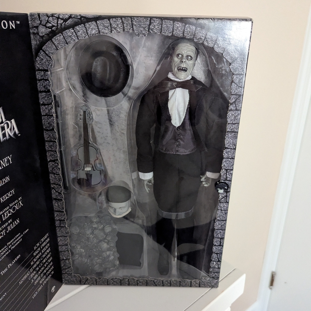Sideshow Silver Screen Edition The Phantom of the Opera Figurine